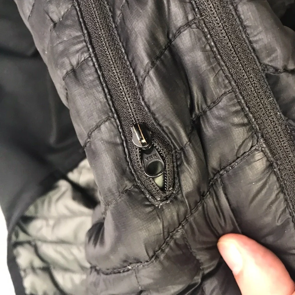 Eddie Bauer First Ascent Vest Mens L Black Goose Down Insulated Puffer
